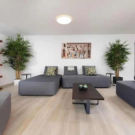 Apartman Luna By El-pi Tours